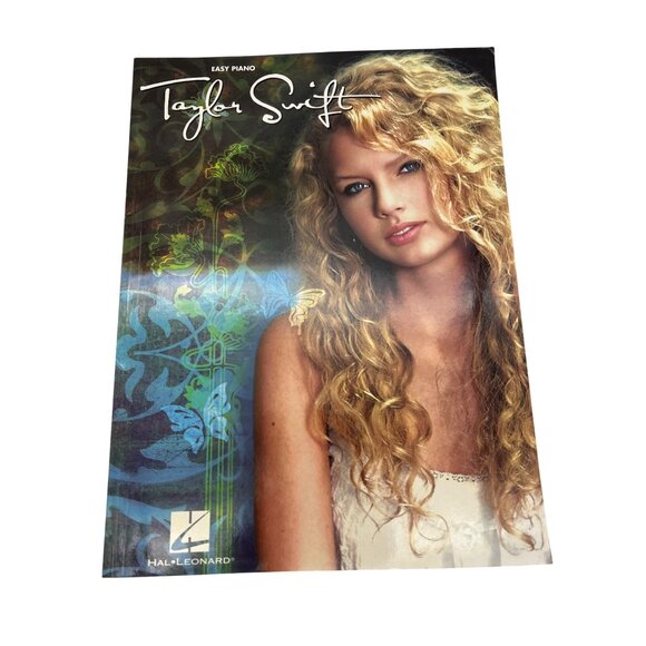 Taylor Swift Easy Piano Songbook Hal Leonard HL00307061, 79pp ISBN 9781423478423 - Picture 1 of 8